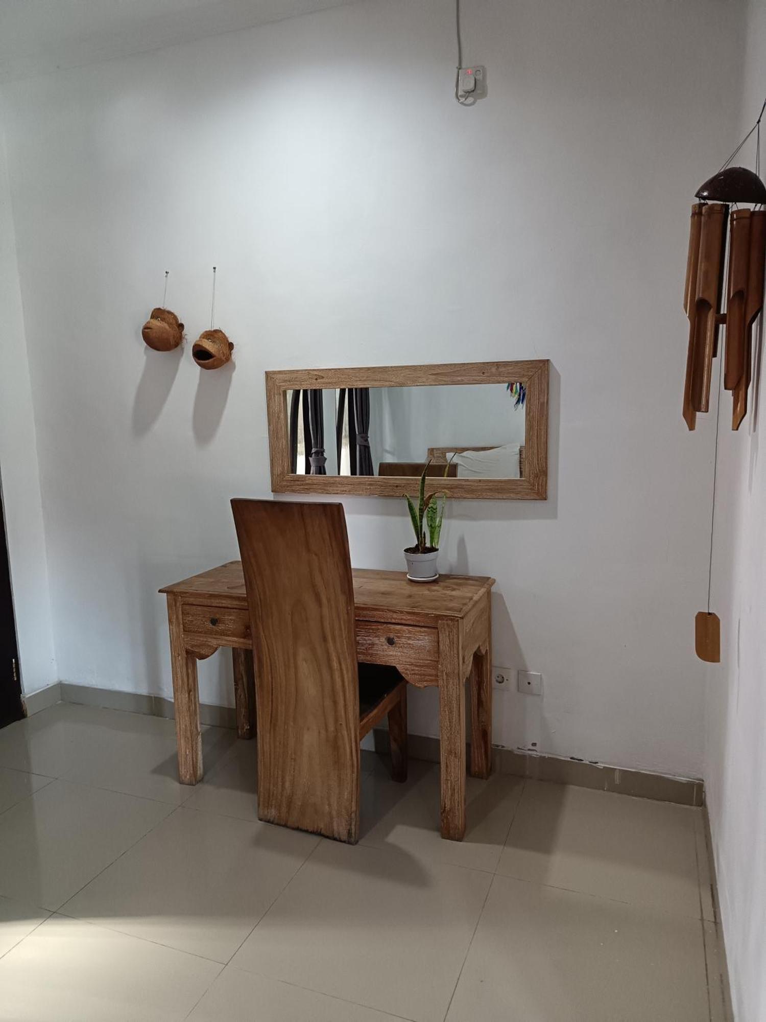 Urban Jungle House Bali Wisma tamu